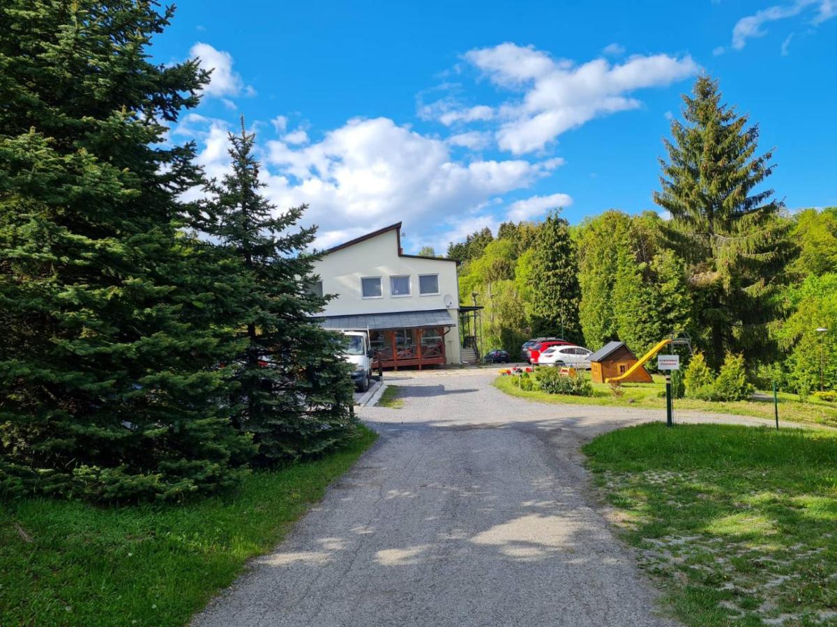 Banská Štiavnica Villa Paradajs - Ubytovanie Pri Jazere מראה חיצוני תמונה
